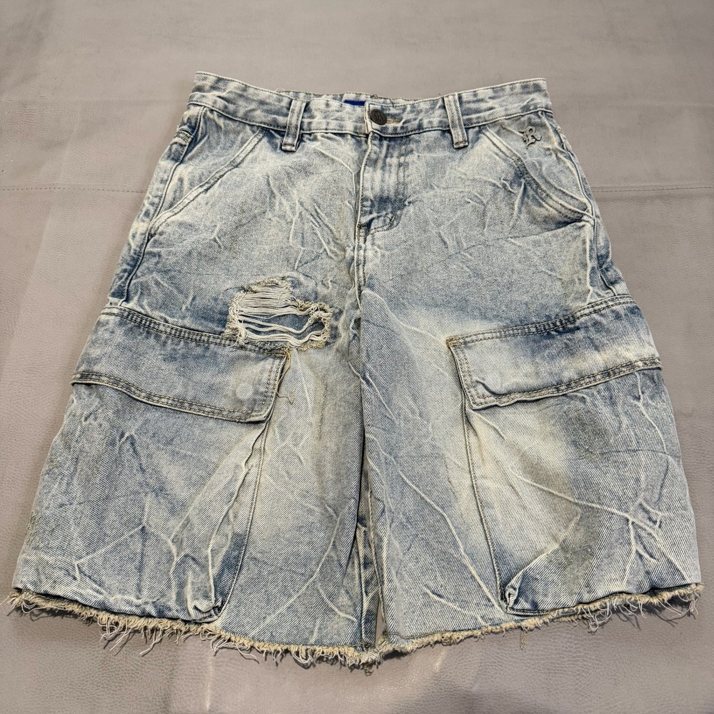 R3BEL Men 32 Baggy Fit Distress Denim Cargo Short Acid Wash Raw Hem Y2K Skate-
